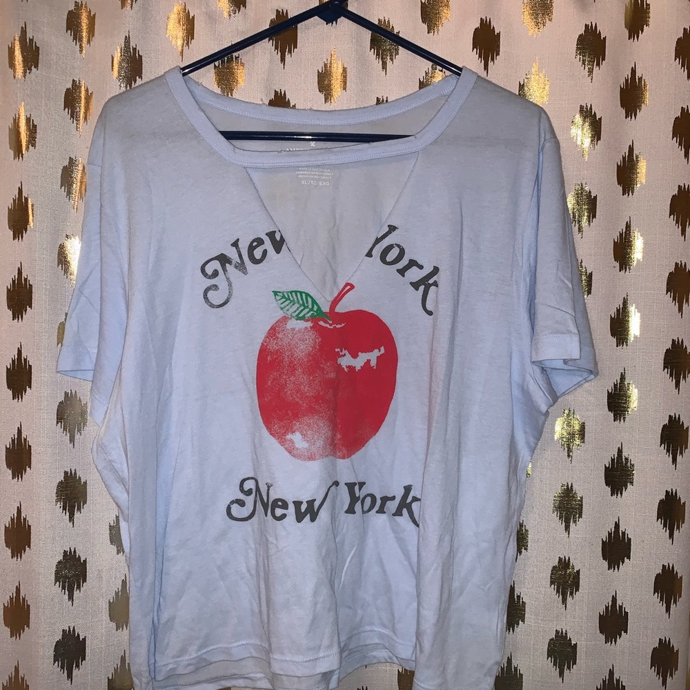 american eagle tee